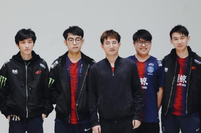 同样引人关 同样引人关