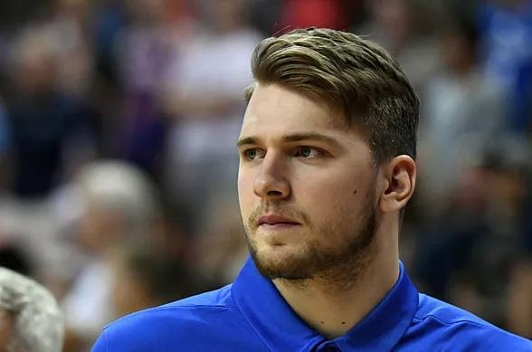 而阿莱恰好 而阿莱恰好